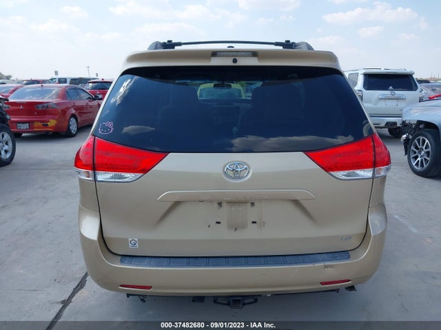 2012 TOYOTA SIENNA LE VIN: 5TDKK3DC0CS242006