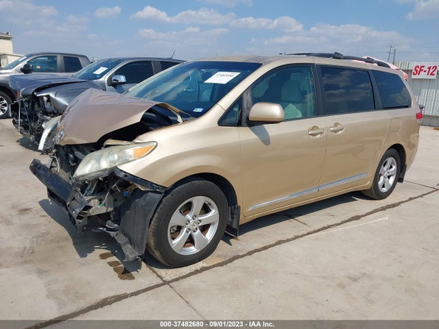 2012 TOYOTA SIENNA LE VIN: 5TDKK3DC0CS242006