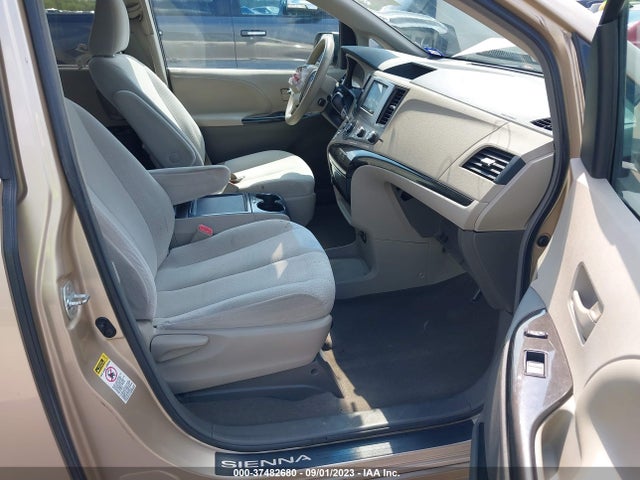 2012 TOYOTA SIENNA LE VIN: 5TDKK3DC0CS242006