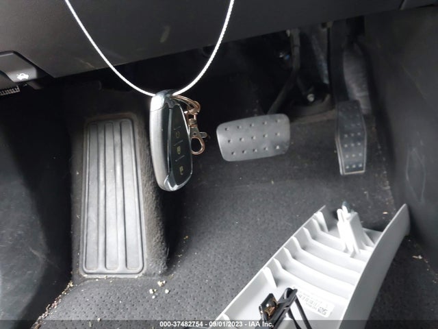 Chevrolet Traverse Ls 2019 1GNEVFKW7KJ240694 Image 11