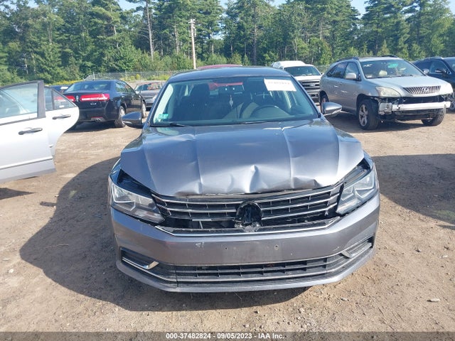 1VWAT7A39GC006804 Volkswagen Passat 1.8t S