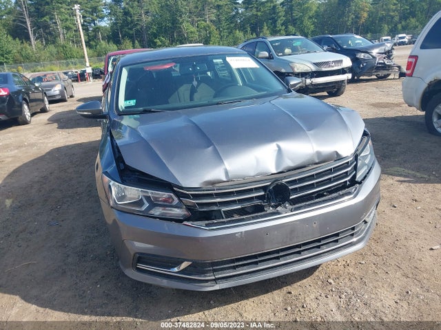 1VWAT7A39GC006804 Volkswagen Passat 1.8t S