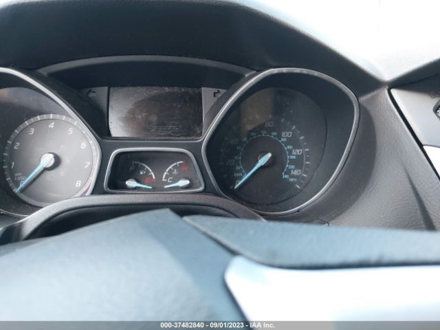 1FADP3F28EL316121 Ford FOCUS SE