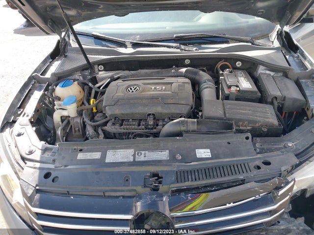 1VWBS7A34EC050021 Volkswagen Passat Se W/sunroof
