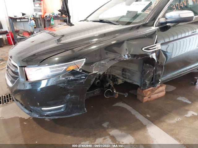 Ford Taurus Limited 2015 1FAHP2F88FG118455 Image 6