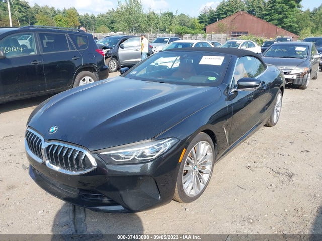 BMW 8 Series 840i 2021 WBADZ4C00MCG71411 Image 2