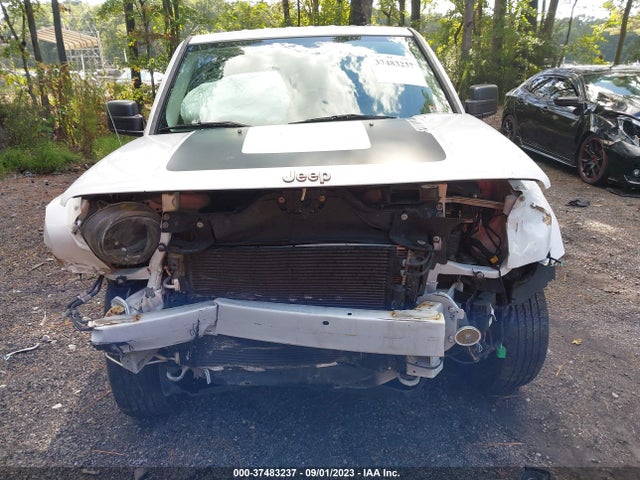 1C4NJPBA1HD118516 Jeep Patriot Sport Se