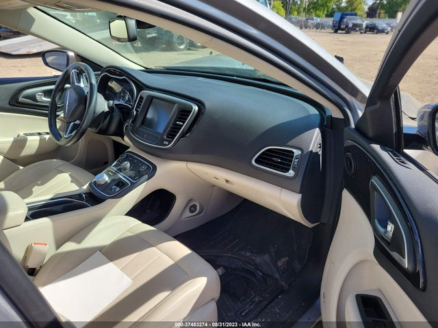Chrysler 200 C 2015 1C3CCCCB1FN620570 Image 5