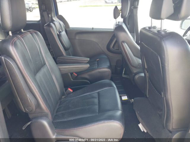 2C4RDGEG1KR695401 Dodge Grand Caravan Gt