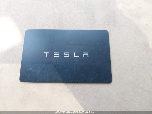 Tesla Model Y Long Range 2023 7SAYGAEE5PF606028 Image 9