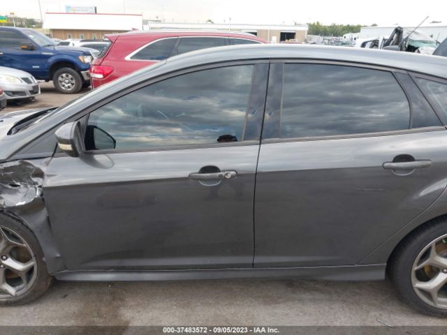 1FADP3L92JL269244 Ford FOCUS ST