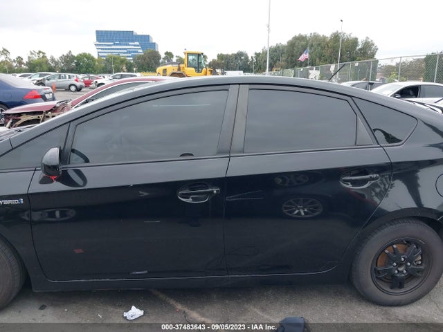 Toyota Prius Four/five/three/one/two 2014 JTDKN3DU1E1764160 Image 15