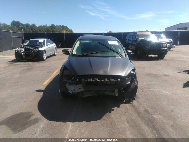2017 FORD FOCUS SE VIN: 1FADP3F28HL241246