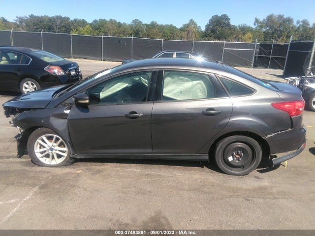2017 FORD FOCUS SE VIN: 1FADP3F28HL241246