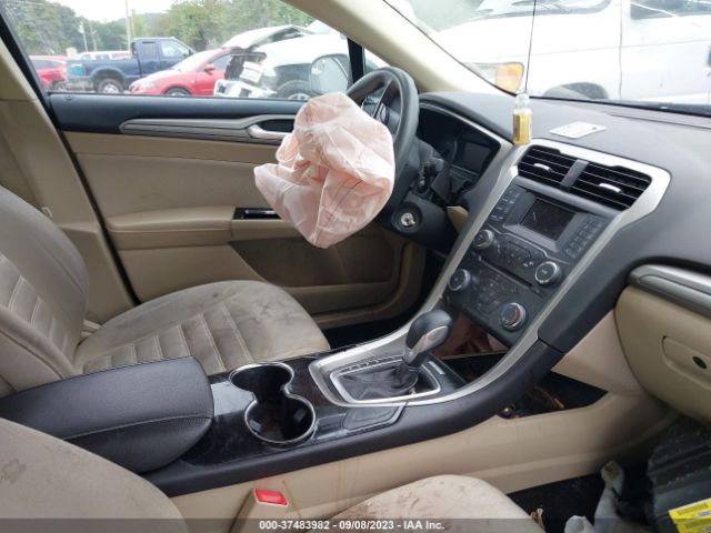 3FA6P0H76ER213037 Ford FUSION SE