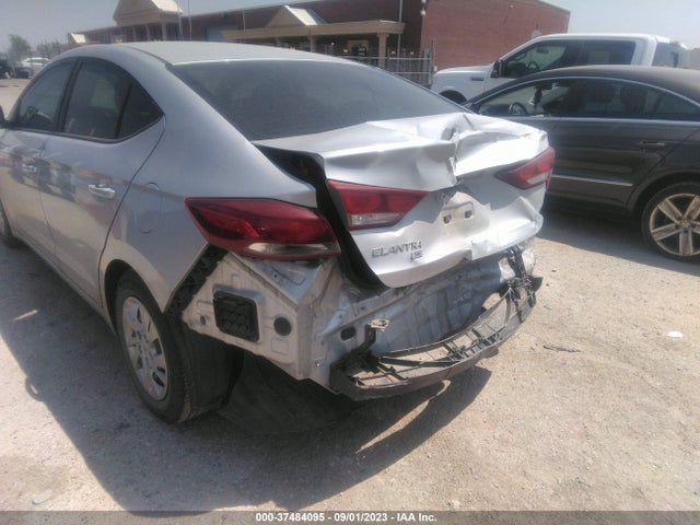 2018 HYUNDAI ELANTRA SE VIN: 5NPD74LF1JH310523