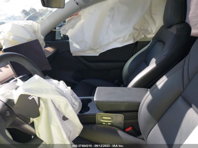 7SAYGDEE1NF428245 Tesla Model Y Long Range