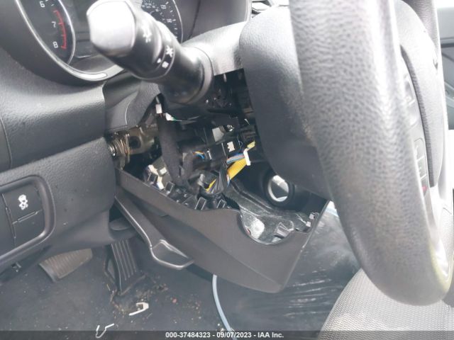 3KPFK4A78JE185690 KIA FORTE LX