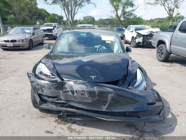 5YJ3E1EAXKF305807 Tesla Model 3 Range