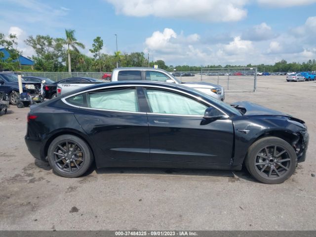 5YJ3E1EAXKF305807 Tesla Model 3 Range
