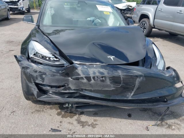 5YJ3E1EAXKF305807 Tesla Model 3 Range