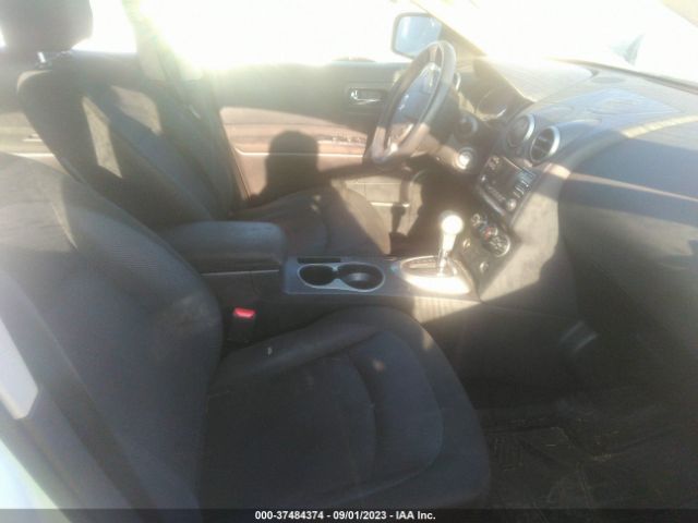 JN8AS5MT5FW650274 Nissan Rogue Select S