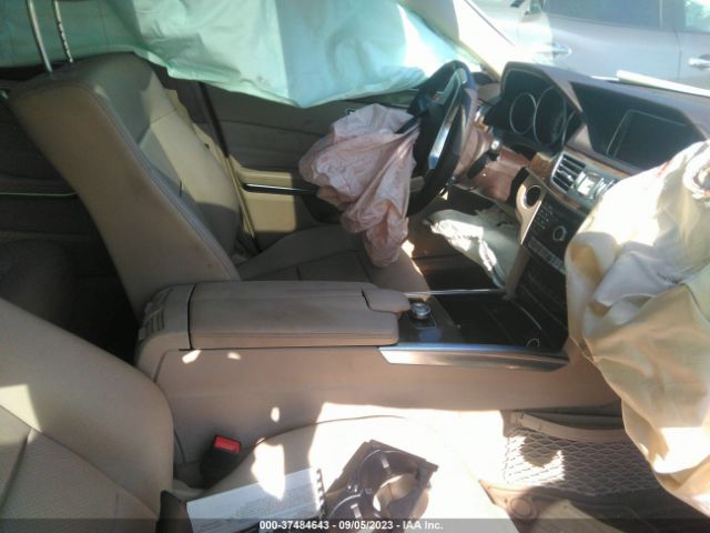 2016 MERCEDES-BENZ E-CLASS WDDHF8JB8GB197973 Photo 4