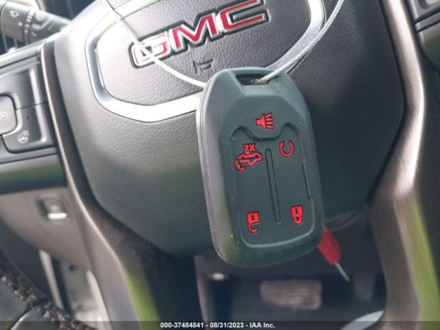 3GTP9EEL0MG477985 GMC Sierra 1500 At4