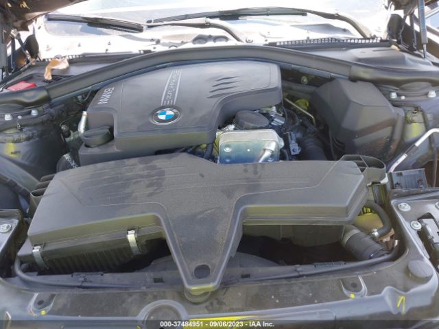 WBA8E1G54HNU13112 BMW 3 Series 320i