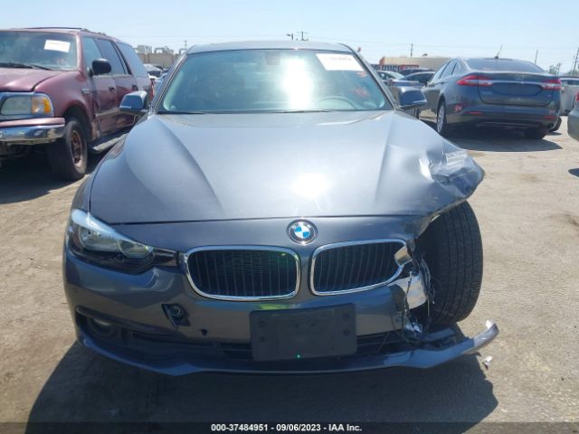 WBA8E1G54HNU13112 BMW 3 Series 320i
