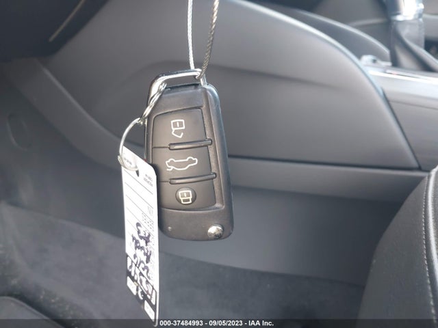 WAU78LFF2G1041008 Audi A3 2.0t Premium
