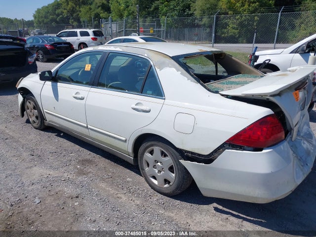 2007 HONDA ACCORD SDN LX VIN: 3HGCM564X7G708174