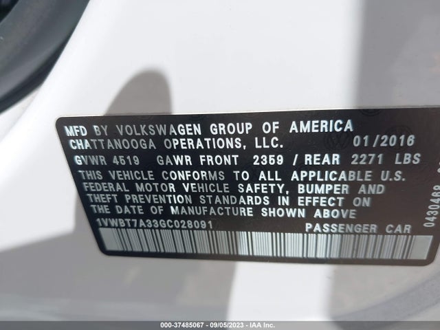 1VWBT7A33GC028091 Volkswagen Passat 1.8t Se