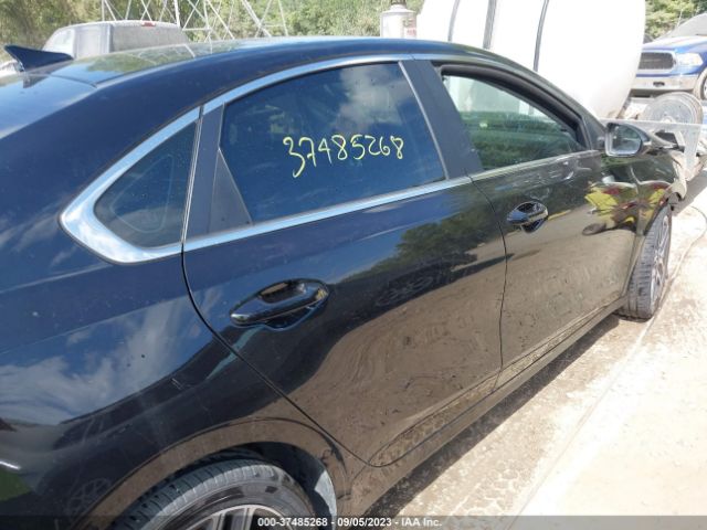 3KPF54AD7KE126712 KIA FORTE EX