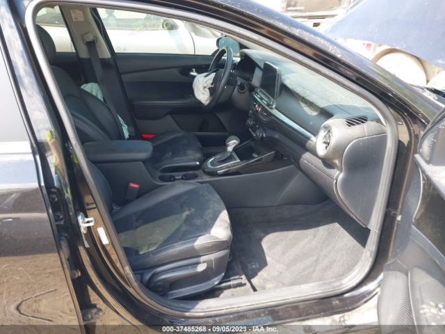 3KPF54AD7KE126712 KIA FORTE EX