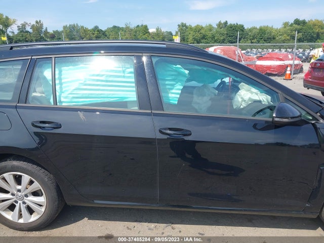 2017 Volkswagen Golf, VIN: 3VW017AU7HM507846