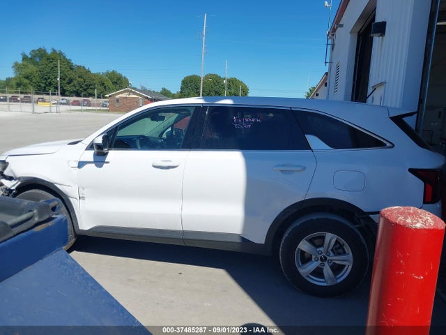 KIA SORENTO LX 2022 5XYRGDLCXNG123239 Image 15