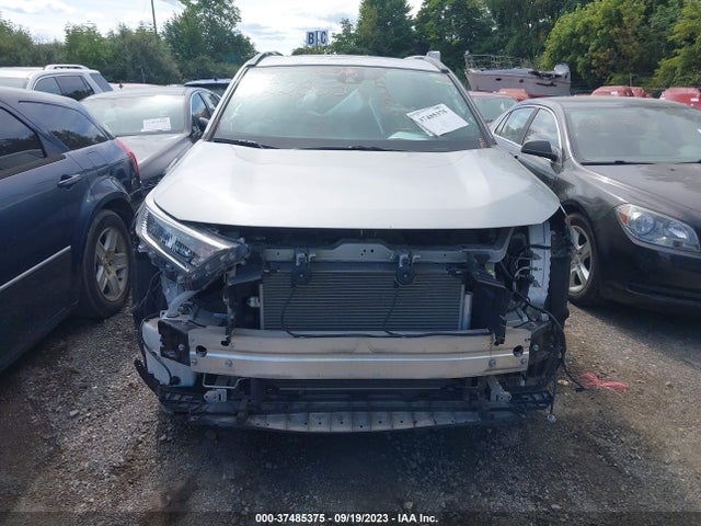 2019 TOYOTA RAV4 XLE VIN: 2T3P1RFV2KW079432