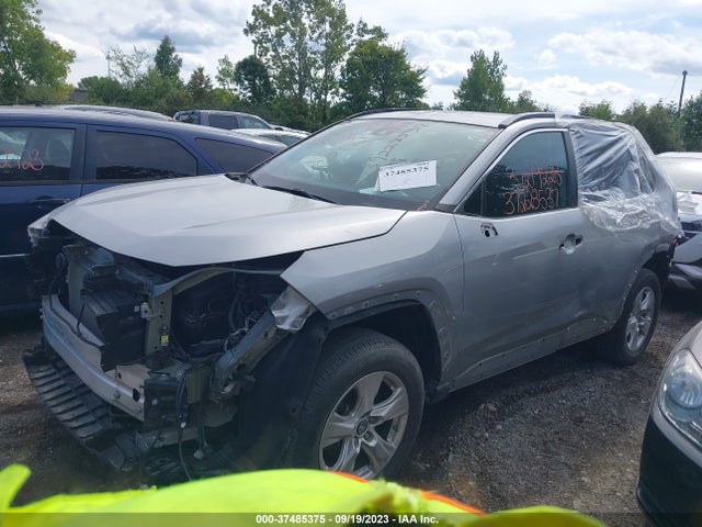 2019 TOYOTA RAV4 XLE VIN: 2T3P1RFV2KW079432