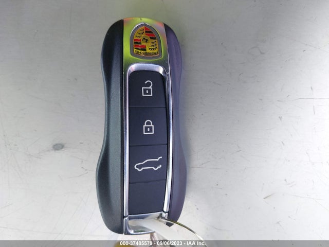 WP1AA2AY7NDA04174 Porsche Cayenne