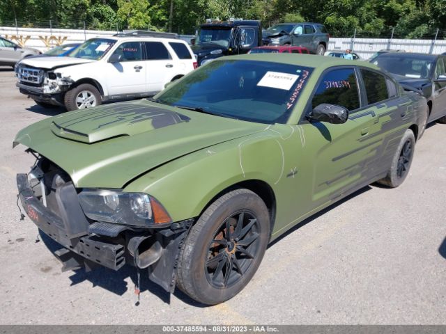2C3CDXDT2EH364927 Dodge Charger Rt