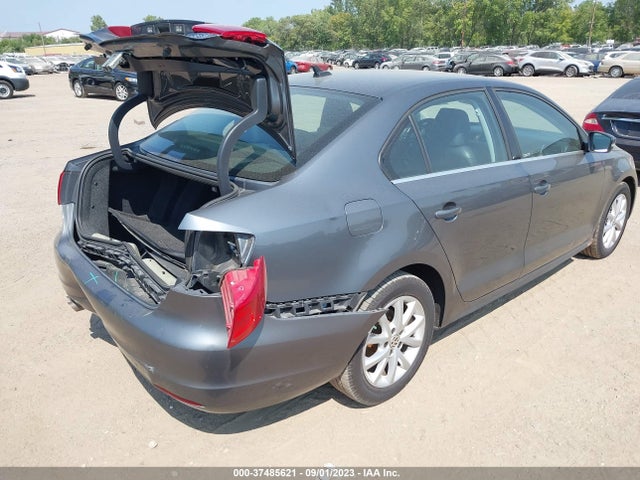 2013 VOLKSWAGEN JETTA SEDAN SE W/CONVENIENCE VIN: 3VWDX7AJ3DM437178