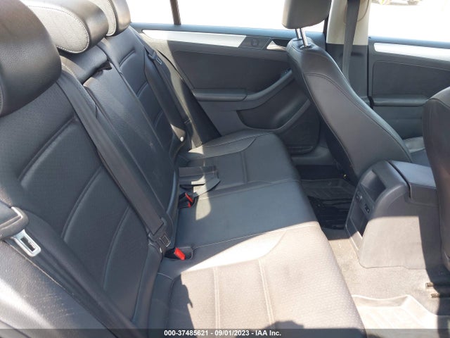 2013 VOLKSWAGEN JETTA SEDAN SE W/CONVENIENCE VIN: 3VWDX7AJ3DM437178