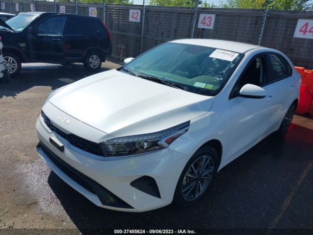 3KPF24AD5NE489247 KIA Forte Lxs