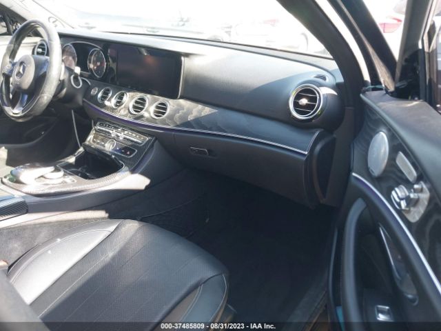 WDDZF4JB8HA208832 Mercedes-Benz E-class E 300