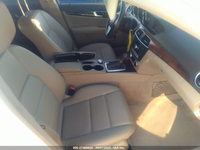 WDDGF4HB1EA947422 Mercedes-Benz C-class C 250