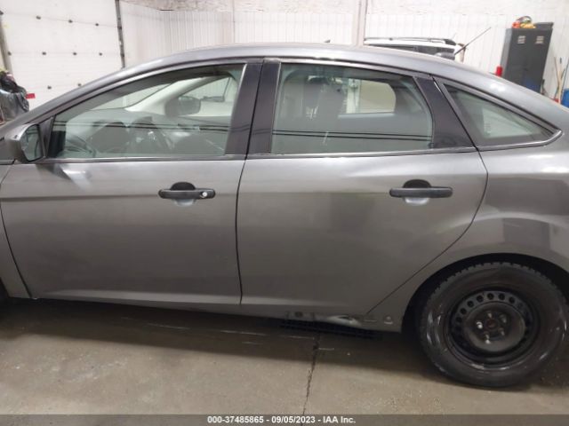 1FADP3E23JL205908 Ford FOCUS S