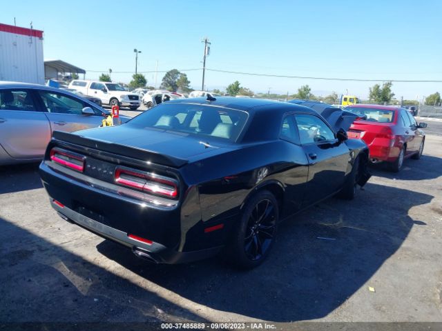 2C3CDZAG8GH162647 Dodge Challenger Sxt Plus