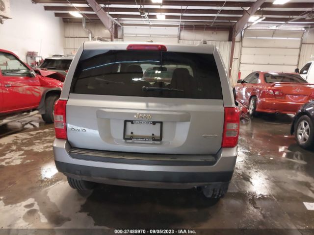 1C4NJRFB8FD136250 Jeep Patriot Latitude
