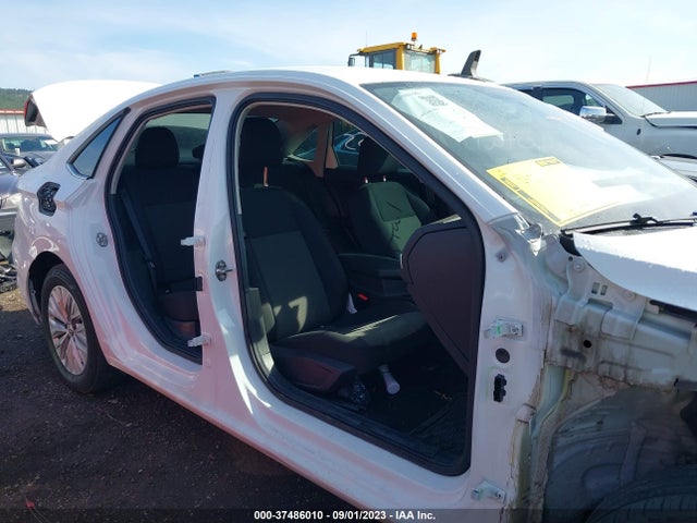 3VWN57BU2KM099398 Volkswagen JETTA S